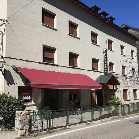 Hostal Fondevila Bohi Exterior photo