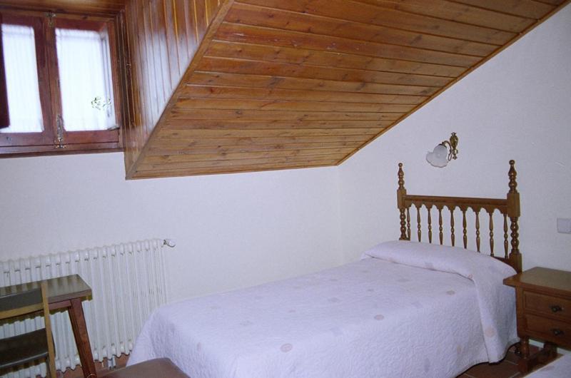 Hostal Fondevila Bohi Exterior photo